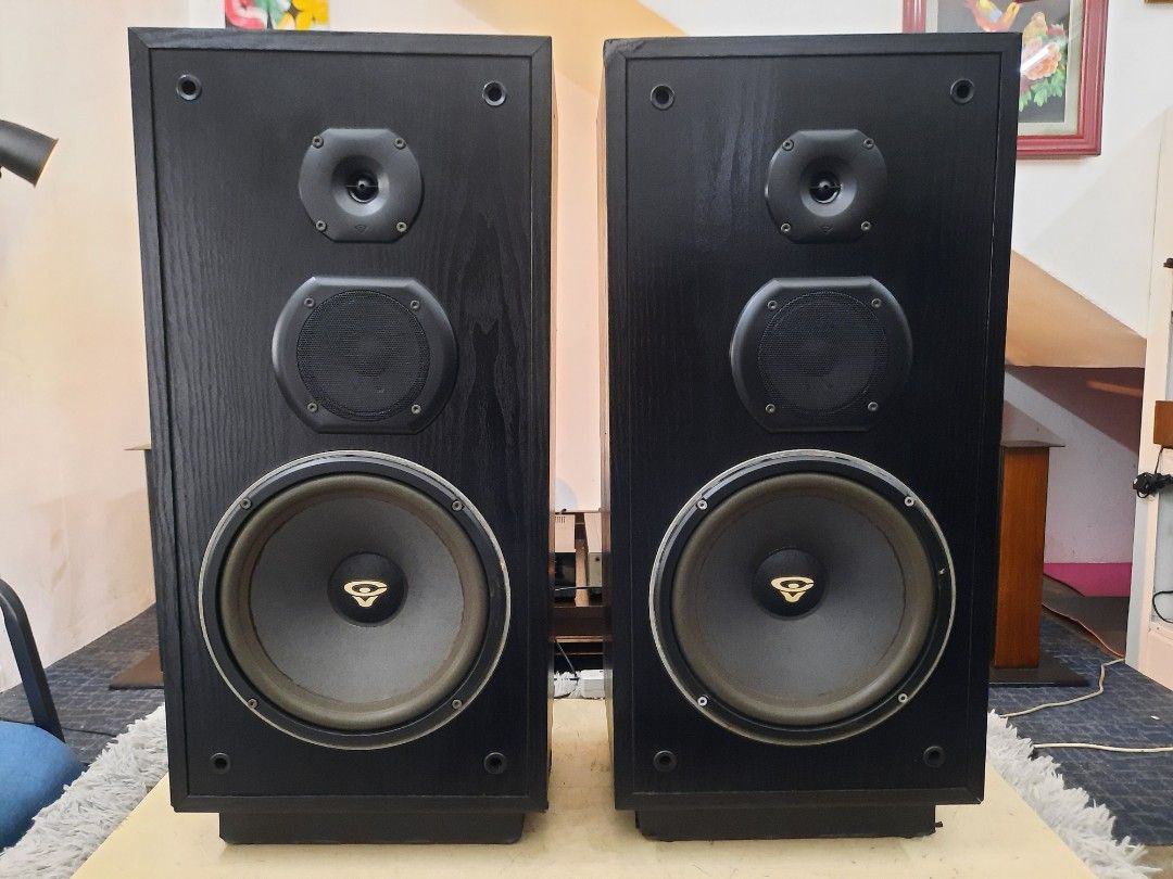 Cerwin vega vs10 speaker Audio Soundbars Speakers Amplifiers