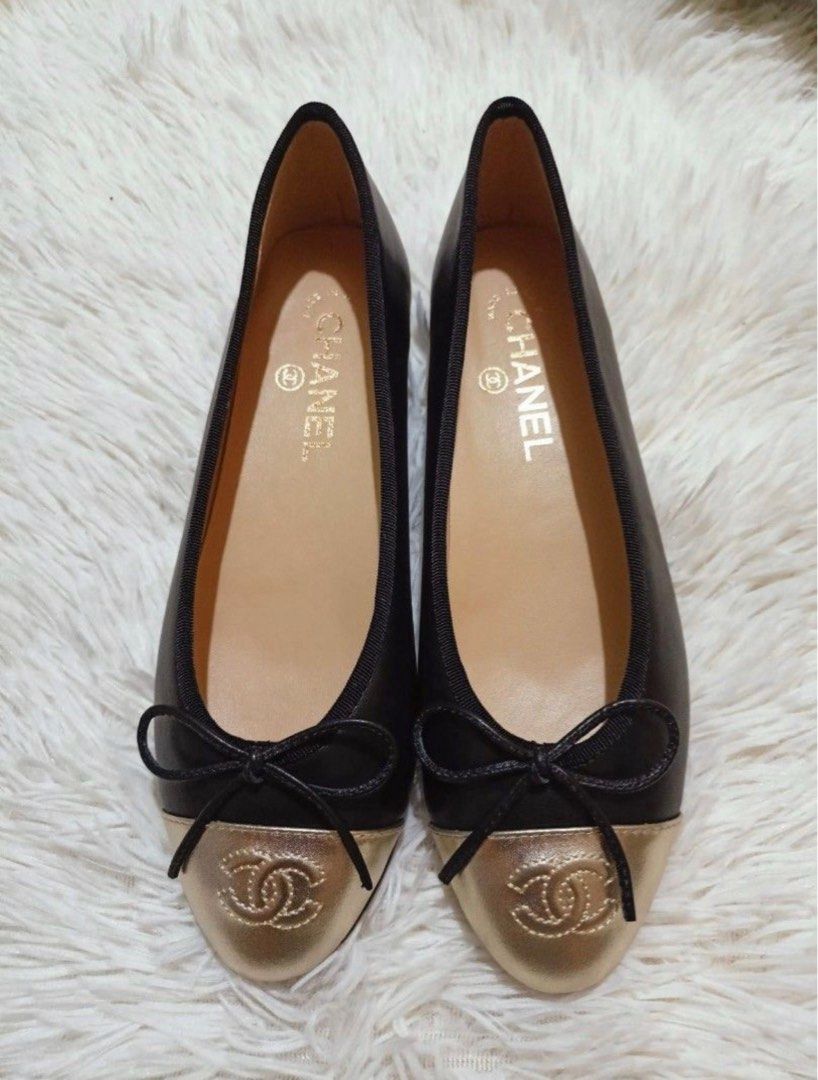 Chanel Black Two-Tone Leather Ballet Flats - Size 38.5 Eu/ 8.5 US
