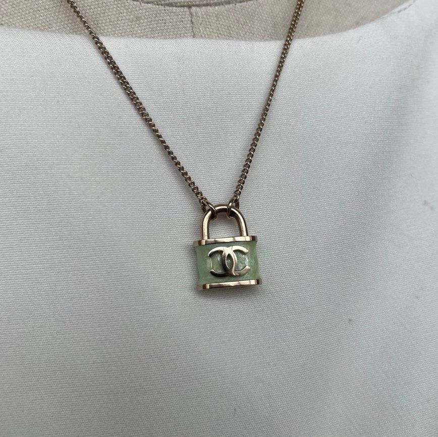 Chanel lock necklace 2018 online