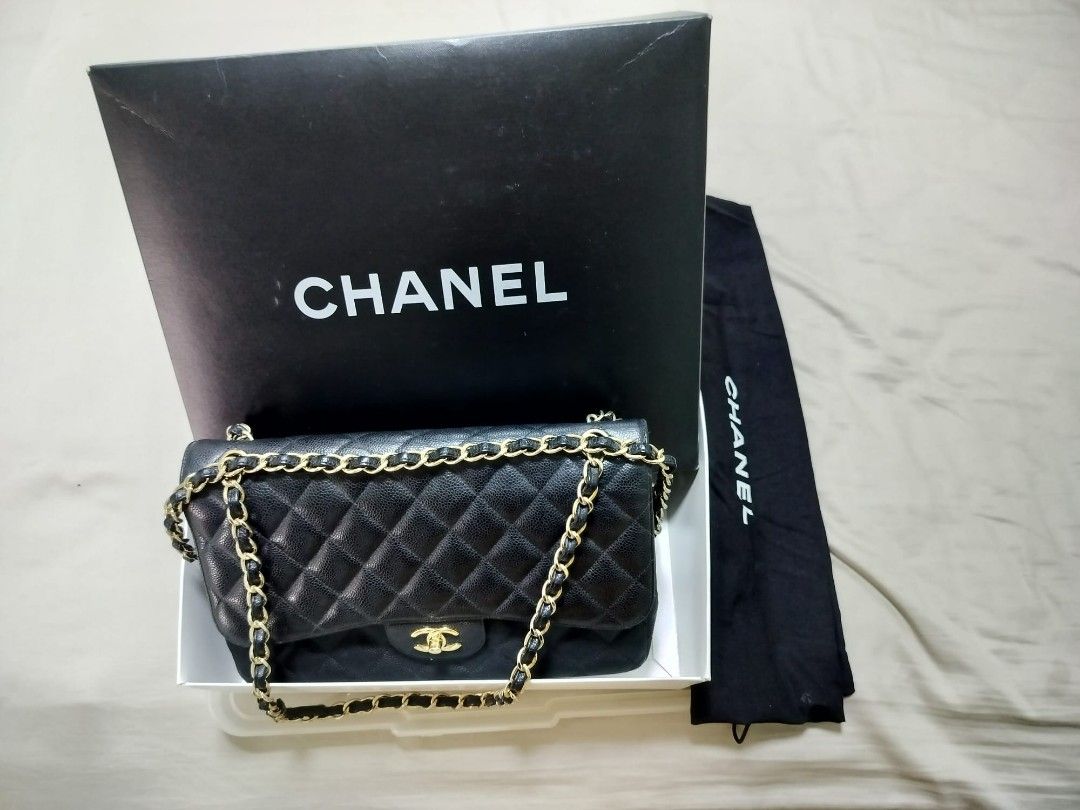 Chanel classic caviar double flap gold hardware jumbo size, Luxury