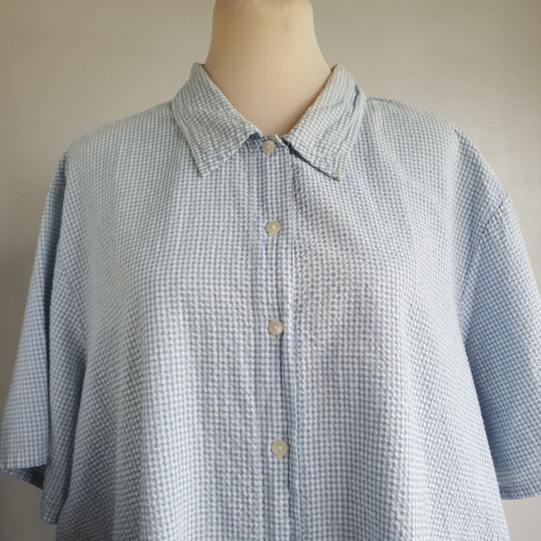 CHECKERED Buttondown Polo (Category: Shirts) located in San Pedro. Submitted by open_stash (Listing ID 1252843230, Image 3). Description: CHECKERED Buttondown Polo W 70 cm x 80 cm No Tagsize - Fits L - 2XL.