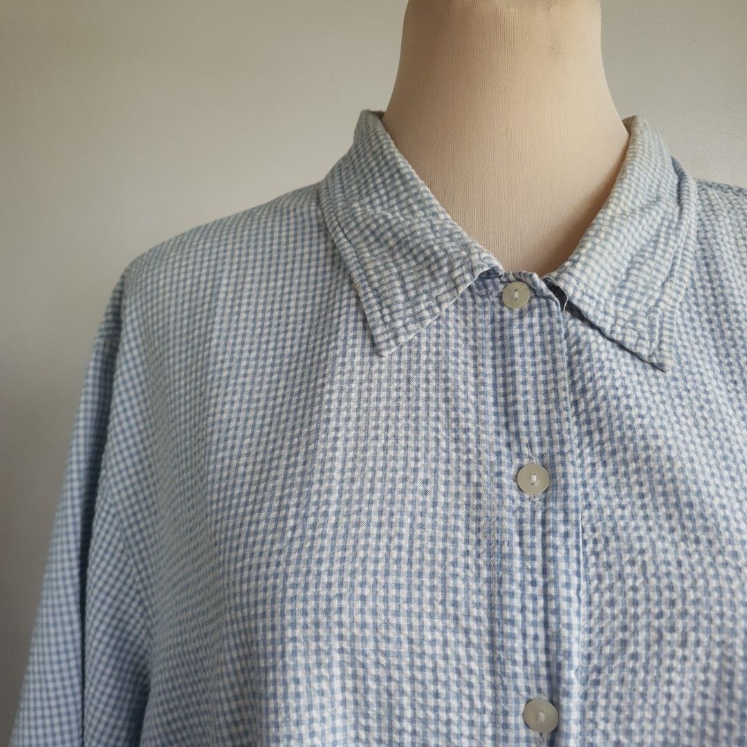 CHECKERED Buttondown Polo (Category: Shirts) located in San Pedro. Submitted by open_stash (Listing ID 1252843230, Image 1). Description: CHECKERED Buttondown Polo W 70 cm x 80 cm No Tagsize - Fits L - 2XL.