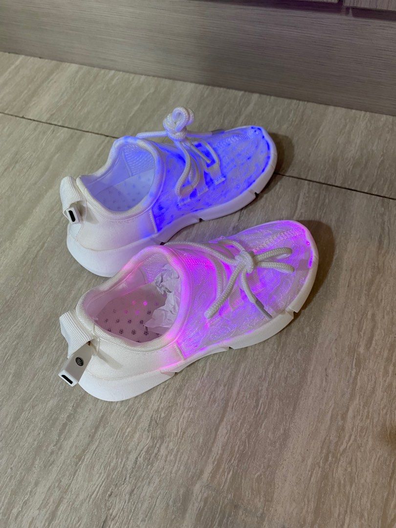 Childrens light cheap up shoes