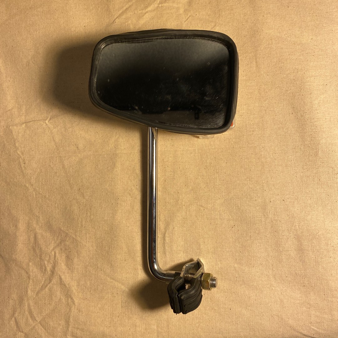 Clip Side Mirror Stadium (Vespa & Lambretta), Hobbies & Toys, Collectibles & Memorabilia