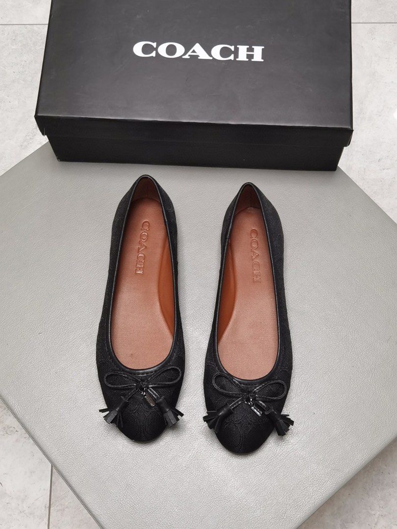 Coach bea 2024 flat