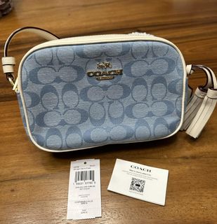 (Category: ) located in . Submitted by maiyasluxurybagshoppe (Listing ID 1252895569, Image 1). Description: .
