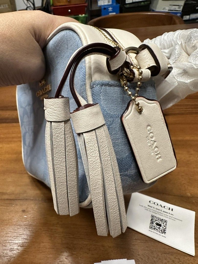 Coach jamie mini camera bag (Category: Cross-body Bags) located in Mabalacat. Submitted by maiyasluxurybagshoppe (Listing ID 1252895569, Image 2). Description: .