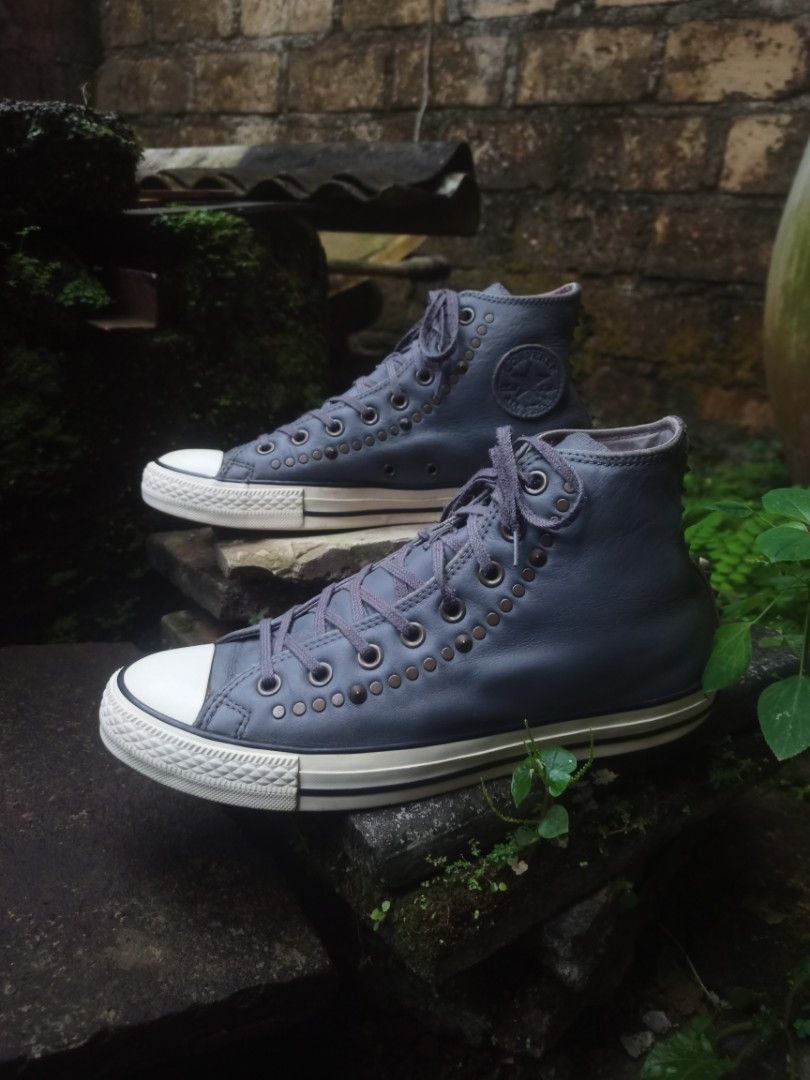Studded leather top converse