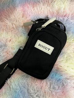 (Category: ) located in . Submitted by preloved124 (Listing ID 1252928807, Image 1). Description: .