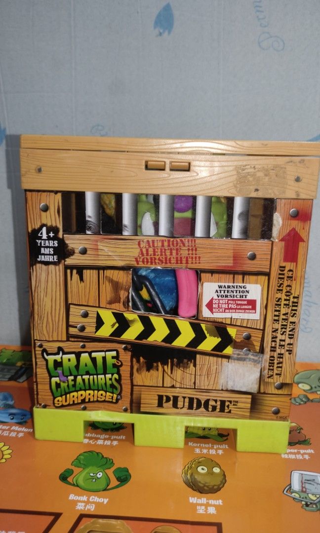 Creatures Surprise Monster In A Crate Toy Stubbs Crate Creature