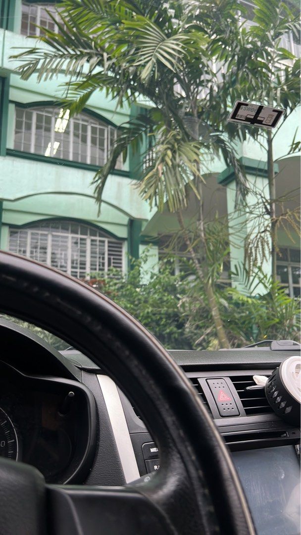 Crocs Literide 360 ORIGINAL (Category: Flats & Sandals) located in Cavite. Submitted by toni_stark (Listing ID 1252899320, Image 3). Description: Origial crocs with tags dalawang pairs po meron ako. 3000 each 5800 kapag kukunin both. .