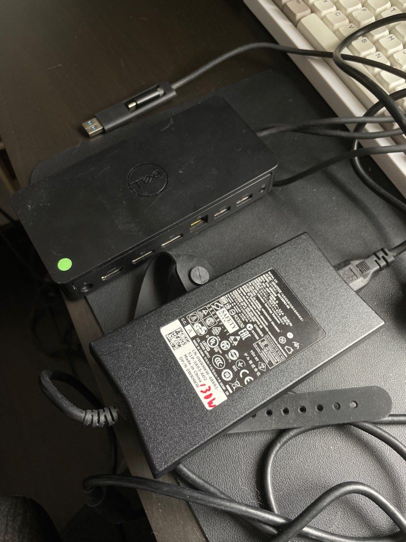 Dell D6000 Display Dock (USB C & USB A), Computers & Tech, Parts