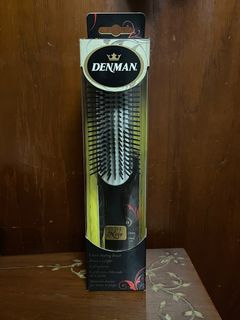 (Category: ) located in . Submitted by declutterwith_me (Listing ID 1252930379, Image 1). Description: .