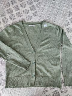 (Category: ) located in . Submitted by preloved_rainarashid (Listing ID 1252846400, Image 1). Description: .