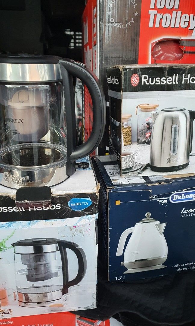 Electric water kettle (Category: Kettles & Airpots) located in Taguig. Submitted by roma2701 (Listing ID 1252939221, Image 1). Description: Demo unit from Australia 220V Price starts at 1k Delonghi price starts at 3500.