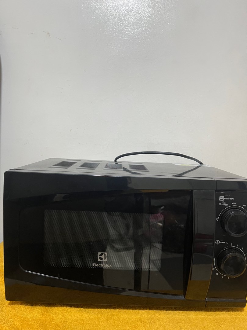 Electrolux Microwave on Carousell