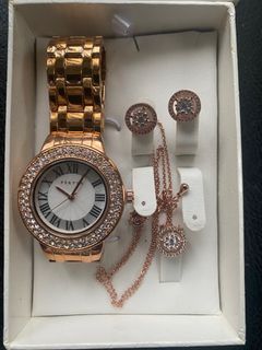 (Category: ) located in . Submitted by raid.my.closet (Listing ID 1252874238, Image 1). Description: .