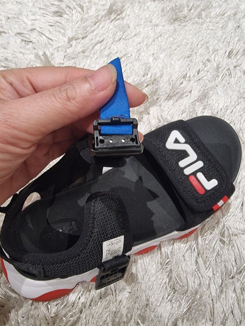 Fila sandals for girls on sale