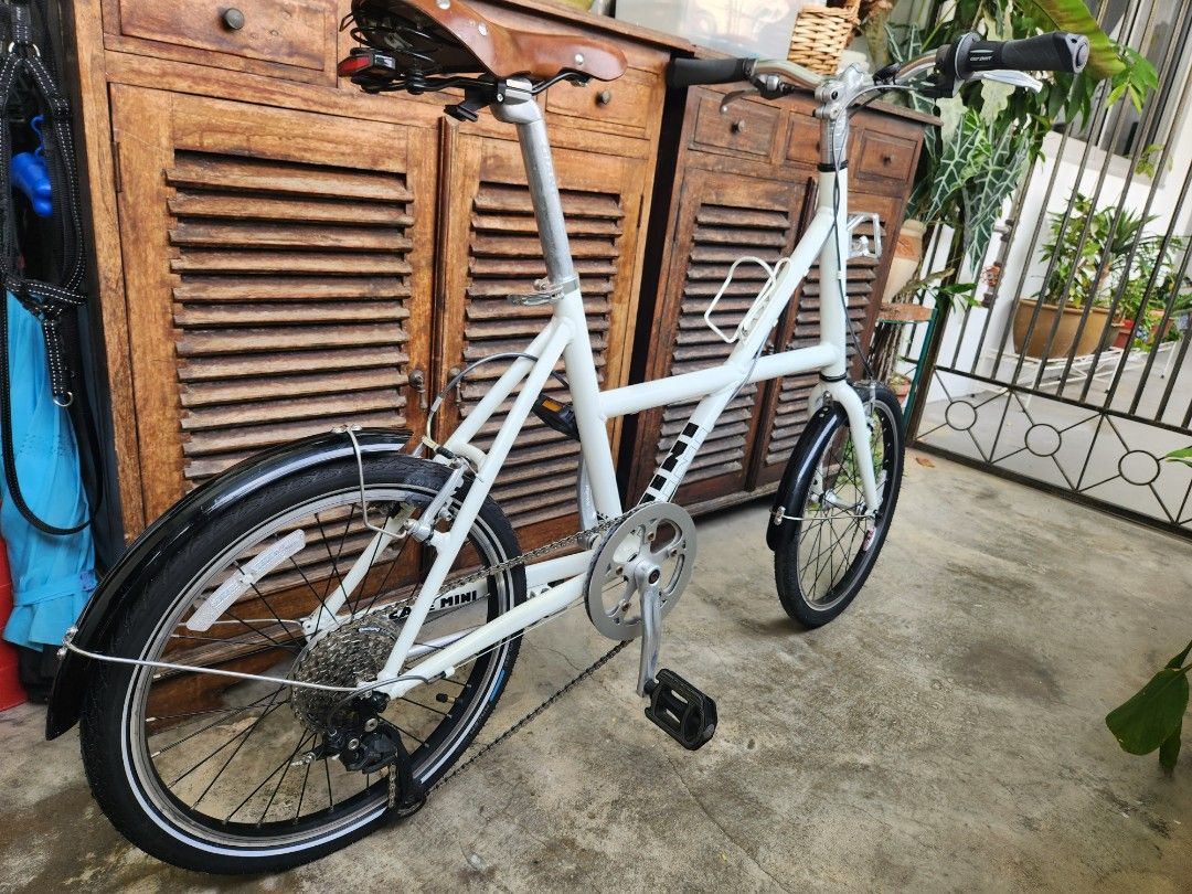 Giant Escape Mini