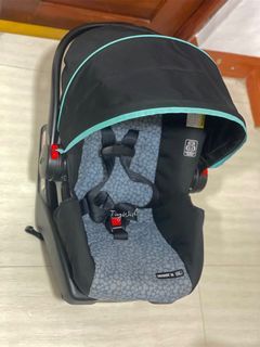 Graco Car Seat SnugRide 30