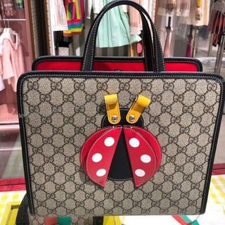 (Category: ) located in . Submitted by qubywardrobe (Listing ID 1252935313, Image 1). Description: .