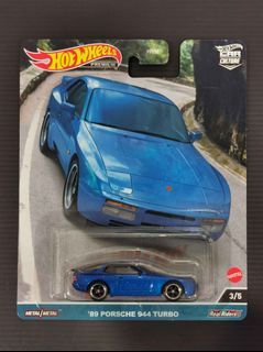 Hot Wheels Car Culture Canyon Warriors 89 Porsche 944 Turbo