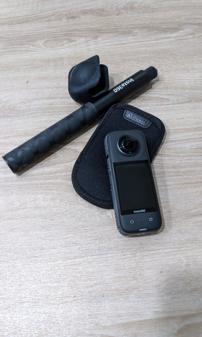 Insta360 x3 (still in warranty), 攝影器材, 攝錄機- Carousell