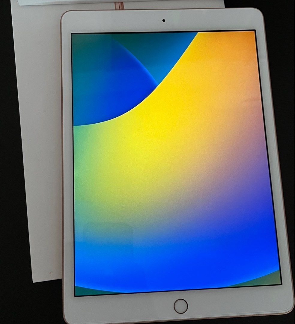 iPad 8 (+apple pencil) 10.2寸32GB wifi 金色, 手提電話, 平板電腦