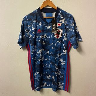 (Category: ) located in . Submitted by kai_thriftstore98 (Listing ID 1252951766, Image 1). Description: .