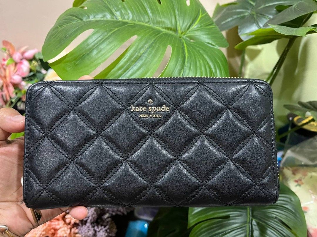 Authentic Kate Spade Wallet, Luxury, Bags & Wallets on Carousell