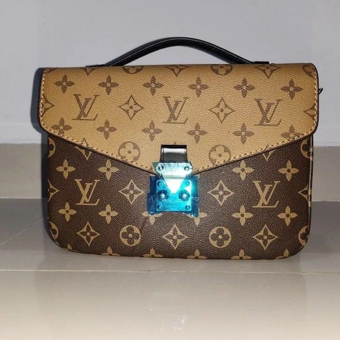 LV LOUIS VUITTON Metis 2016 Authentic, Barang Mewah, Tas & Dompet