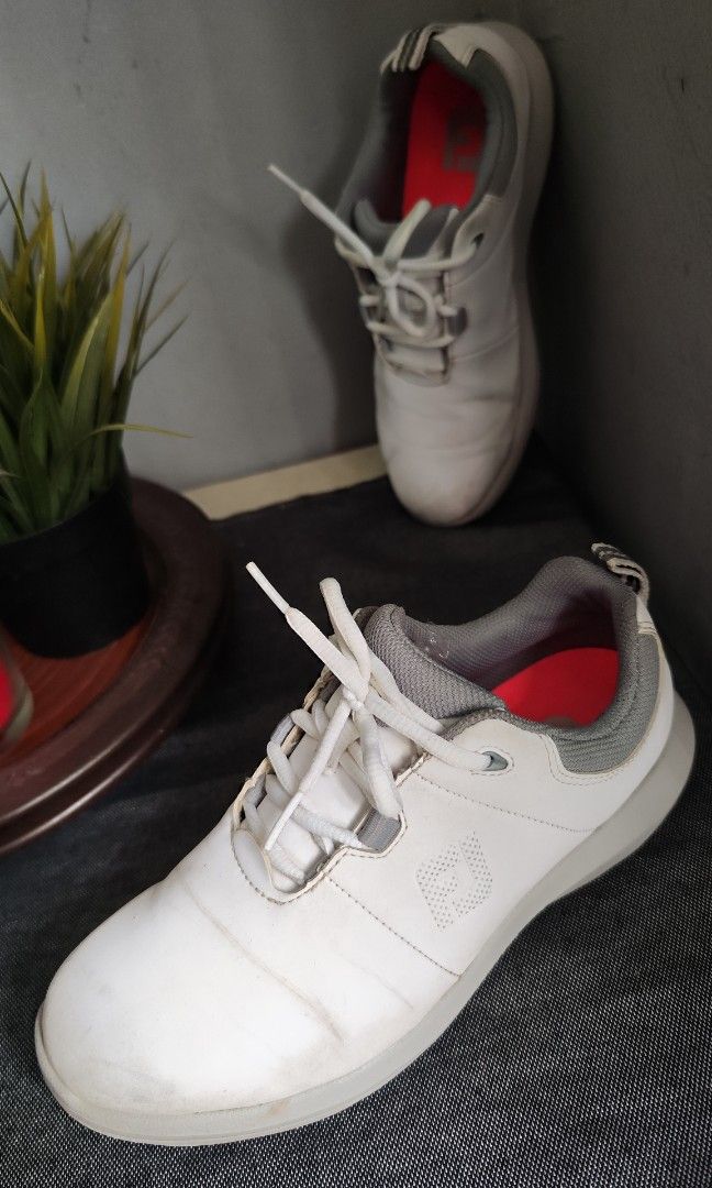 Ladies golf shoes size 6.5UK Sports Equipment Sports Games