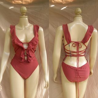 (Category: ) located in . Submitted by nativebikini (Listing ID 1252933088, Image 1). Description: .