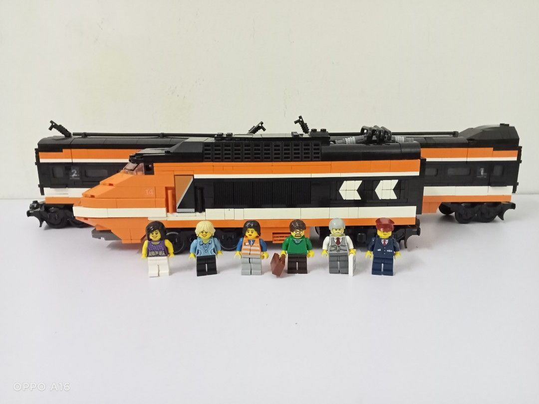 Lepin Builders Expert Horizon Express Train Assembled