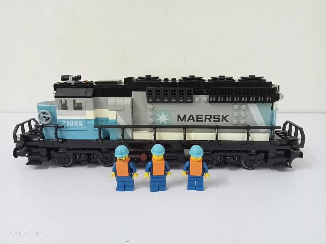 Lepin shop maersk train