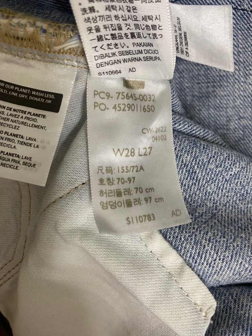 Levis 28