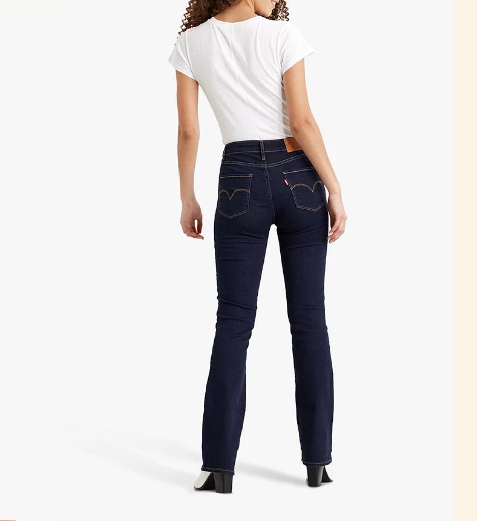 Levi s Jeans 725 High Rise Bootcut 26x30 Women s Fashion Bottoms Jeans Leggings on Carousell