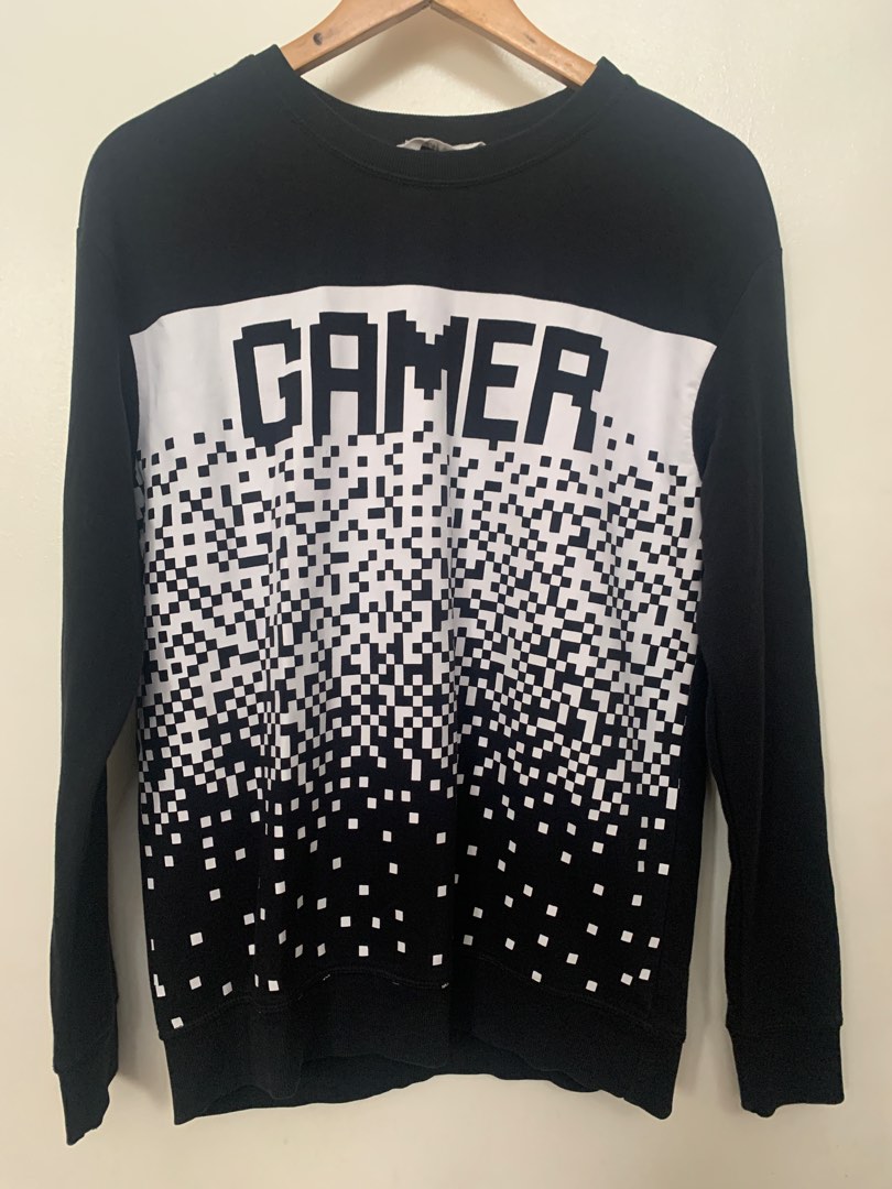 A H M Gamer Black Sweatshirt Men s Fashion Coats Jackets and Outerwear on Carousell