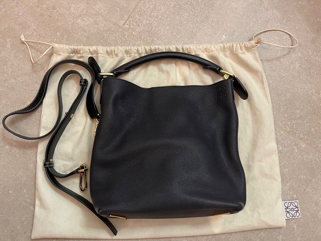 Loewe t bucket small bag