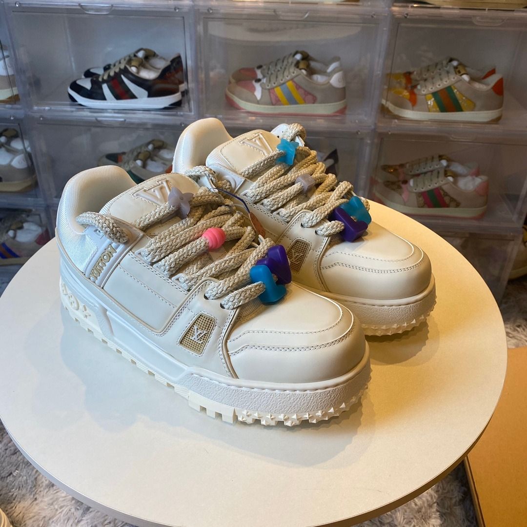 LOUIS VUITTON LV TRAINER MAXI SNEAKERS IN WHITE