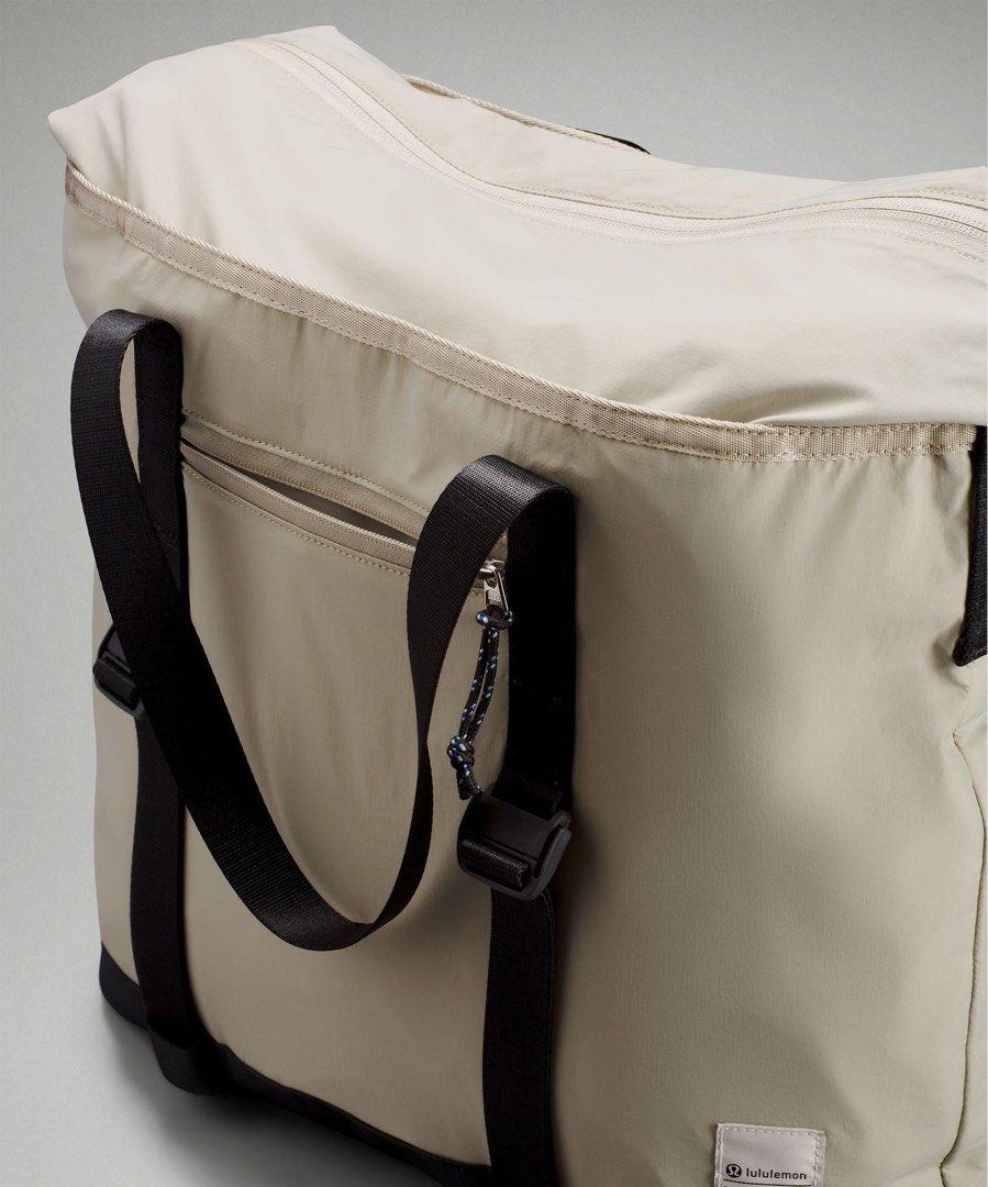 north face backpack women's cheap Women's Recon Luxe Backpack