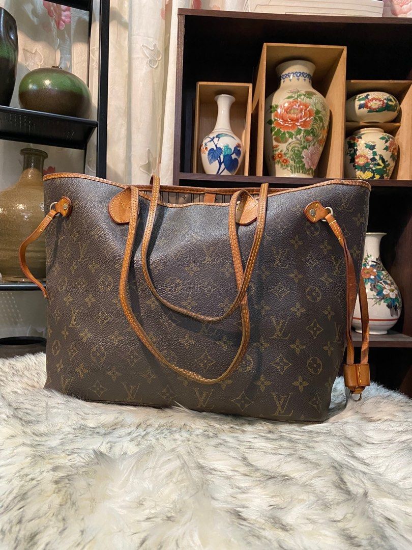 LV Neverfull Monogram Canvas Tote Bag, Luxury, Bags & Wallets on