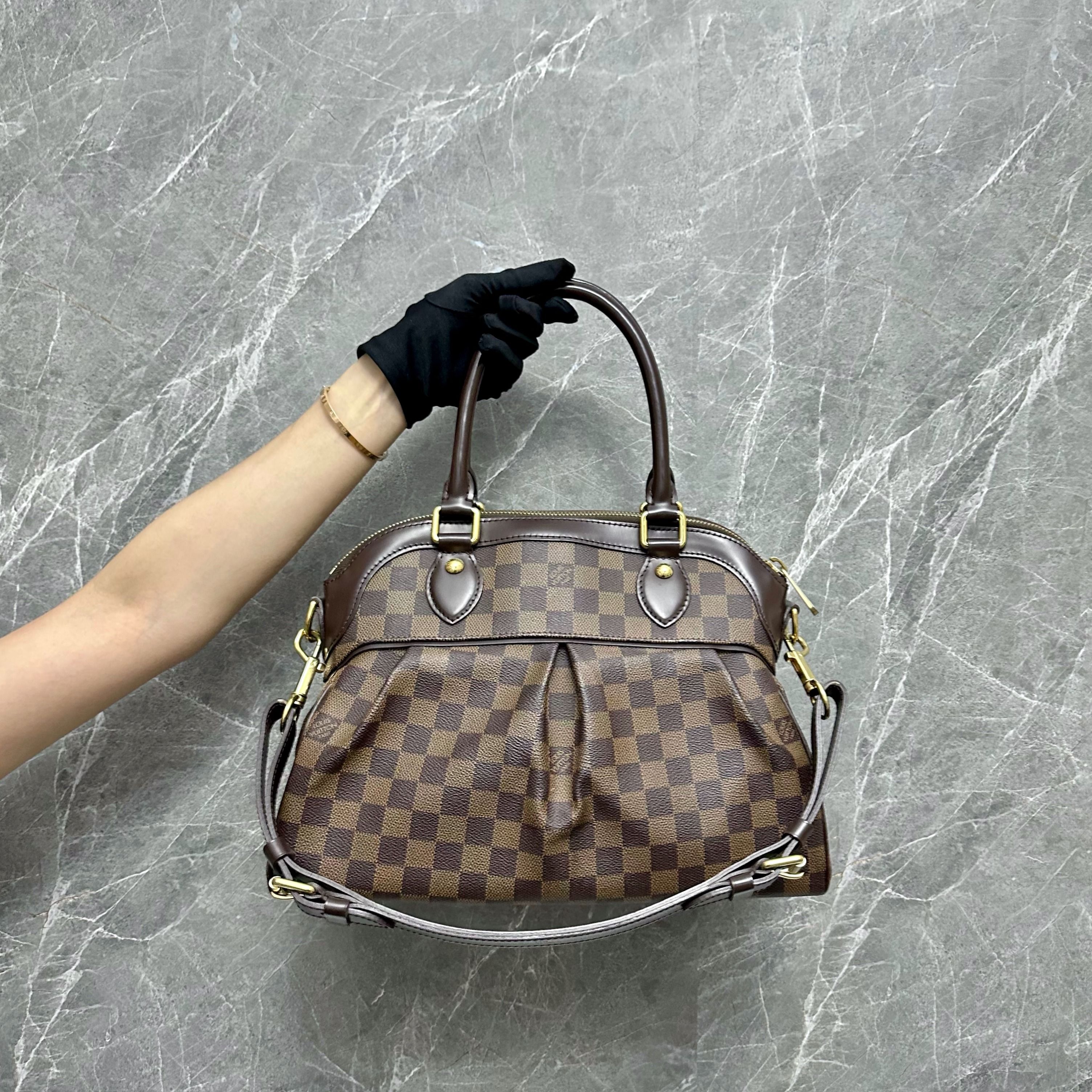 LOUIS VUITTON Trevi PM Damier Ebene Shoulder Bag Brown