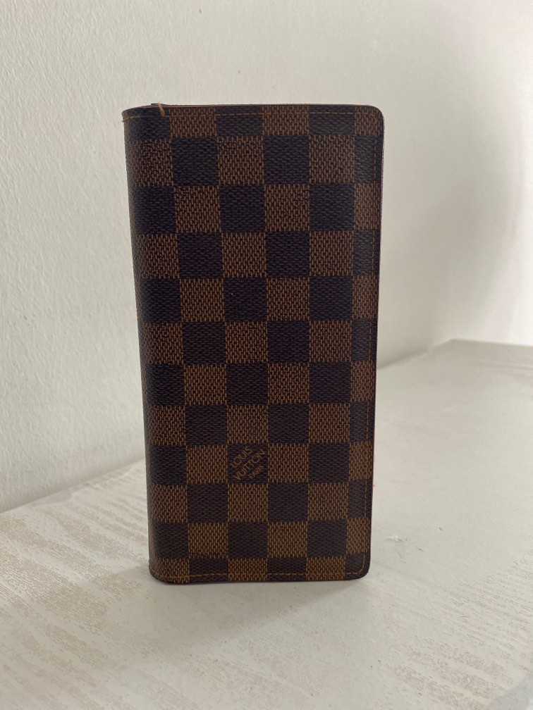 Louis Vuitton Reverse Monogram Triangle Softy, Luxury, Bags & Wallets on  Carousell