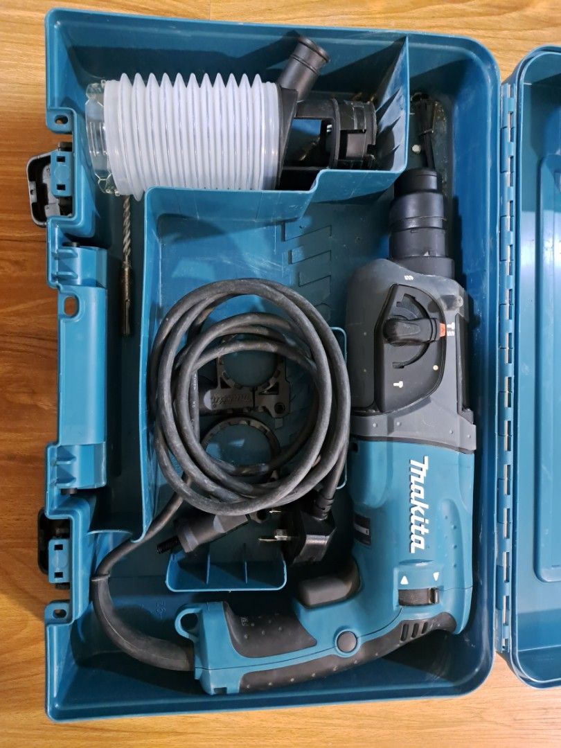 Makita rotary hammer drill, TV & Home Appliances, Other Home Appliances