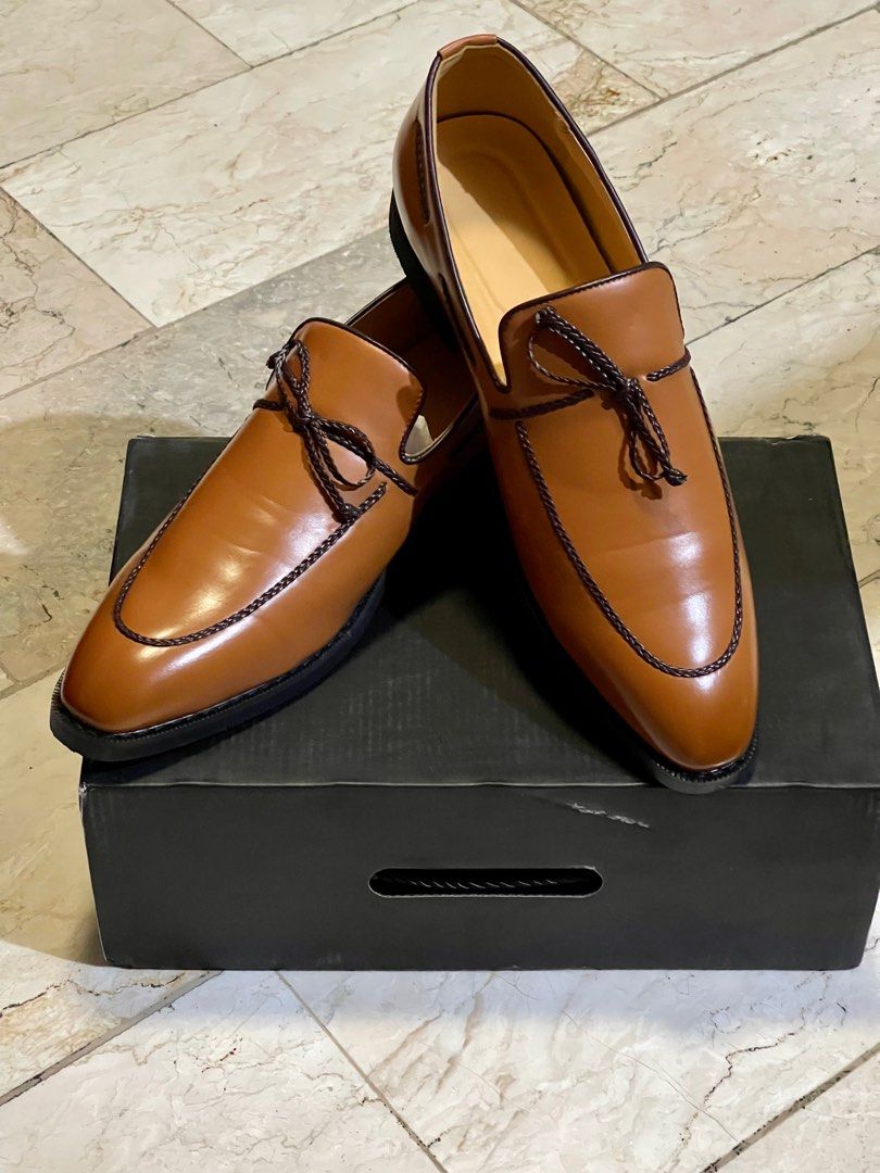 Mens loafers with tassle (Category: Dress Shoes) located in Makati City. Submitted by mpr3rd (Listing ID 1252838724, Image 1). Description: Used only once. Too big for me despite using inserts (size runs big). Bought from Shein for 1900..