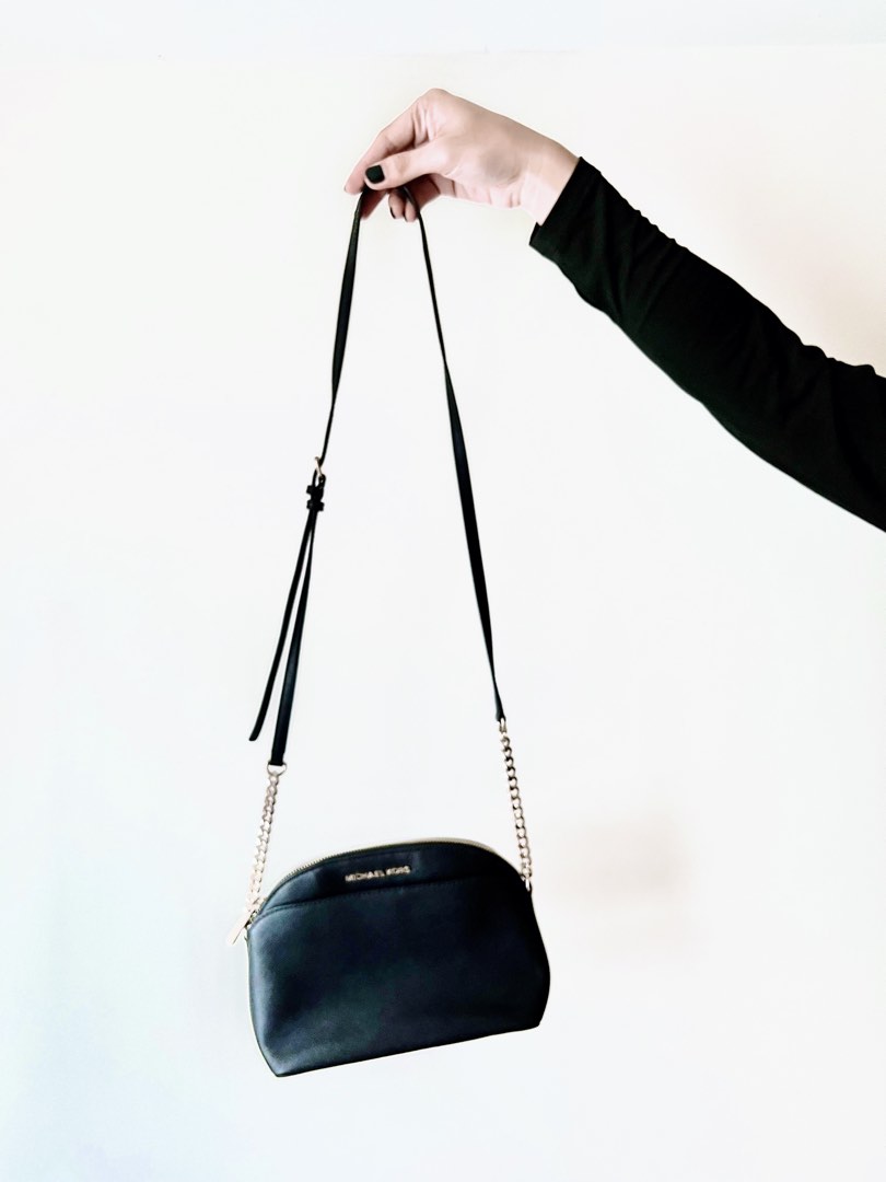 Michael Kors Crossgrain Leather Dome Crossbody Bag on Carousell