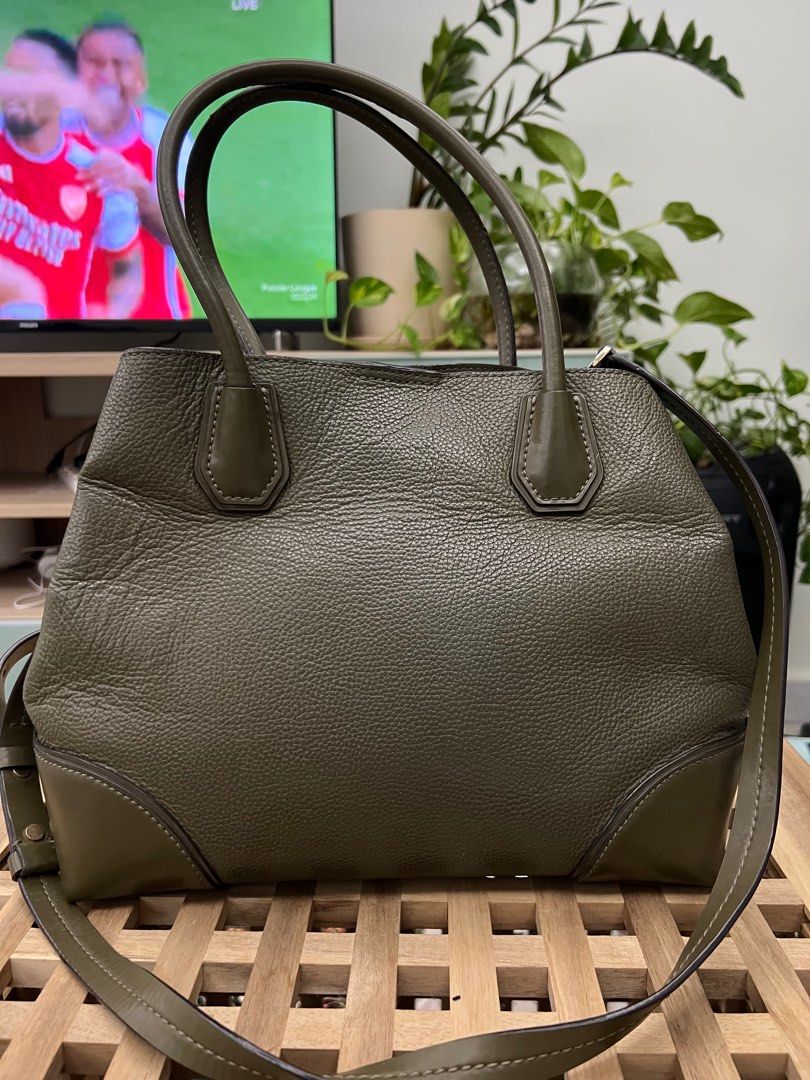 Michael Kors Mercer Gallery Tote Women s Fashion Bags Wallets Tote Bags on Carousell