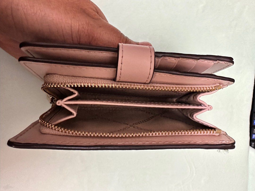 Mk charm clearance medium tab wallet