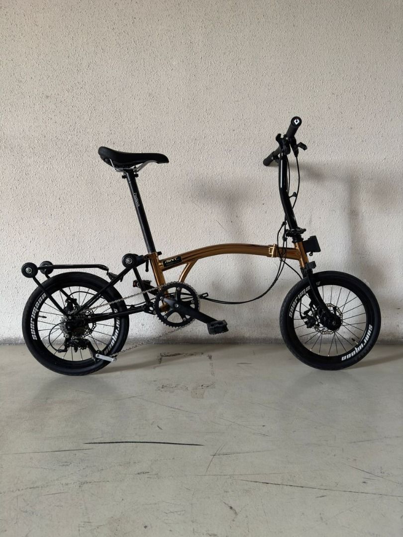 Mint Trifold 9S 16" Disc Brake Foldable Bike Folding Bicycle 9 Speed same as SUNRIMOON rose gold M bar (Category: Bicycles) located in Singapore. Submitted by passionliving (Listing ID 1252895868, Image 1). Description: SLIGHT scratches on the FRAME Frame material: Chromoly steel Groupset: Premium Taiwan LTWOO External 9 speed R5 shifter/rear derailleur Wheelset: 7o'clock 349 16" (4 bearing hub) Front 100mm Rear 135mm O.C.D: Front-100mm/Rear-135m